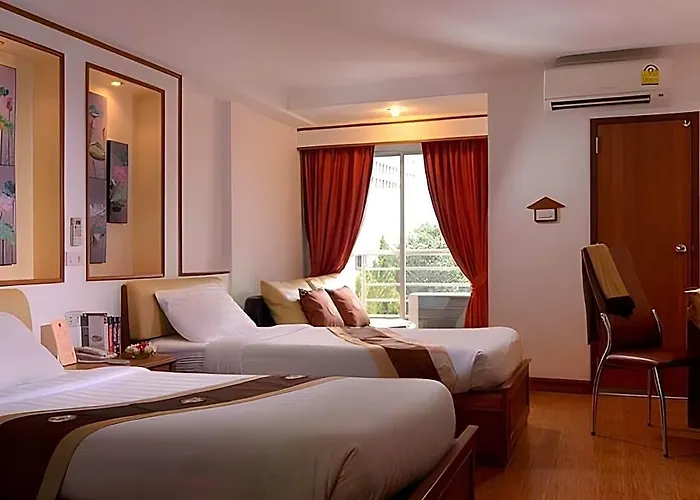 Kc Place Srinakarin 3*