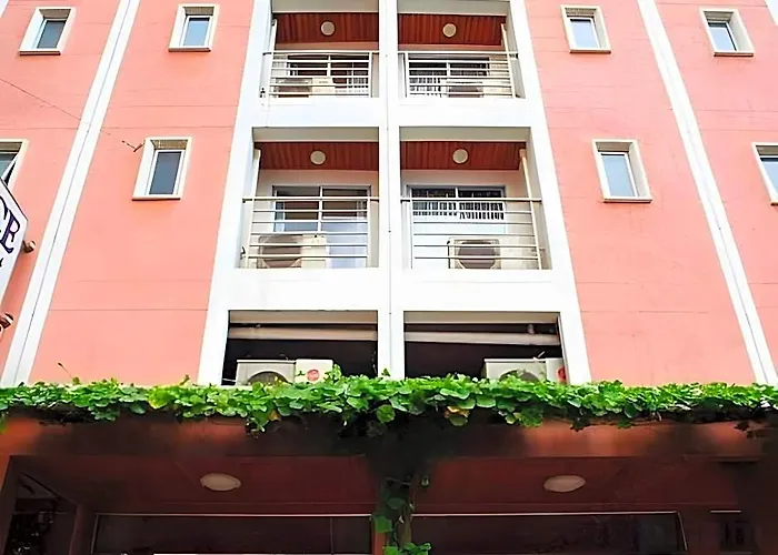 Kc Place Srinakarin Hotel Bangkok